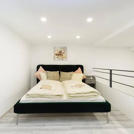 E39 Eotvos Apartment Budapest
